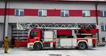 Nowy, specjalny wóz strażacki z drabiną w Mielcu
