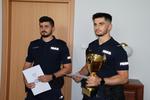 Najlepsza para patrolowa z garnizonu podkarpackiego przyjęła gratulacje od Komendanta mieleckiej Policji