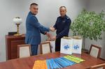 WORD w Rzeszowie wspiera mieleckich policjantów opaskami odblaskowymi