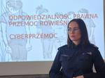 Mieleccy policjanci ostrzegali młodzież przed handlem ludźmi, hejtem, cyberprzemocą i sekstingiem